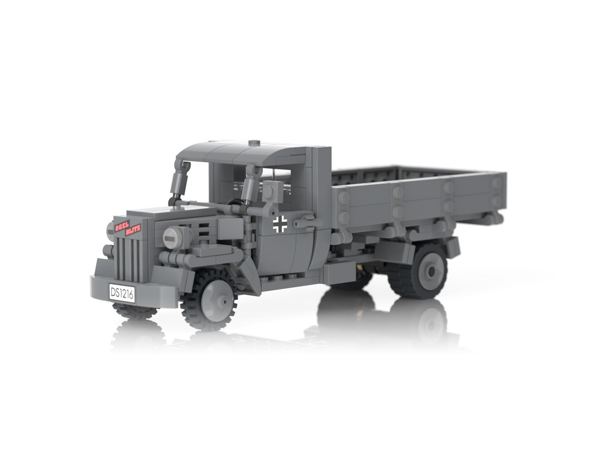 fao schwarz train set motorized with sound 30 pc