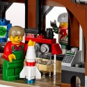 LEGO ® Winter Toy Shop - 10249