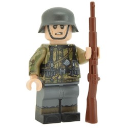 WW2 German Soldier in Swamp Camo