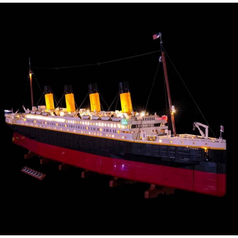 Lego titanic