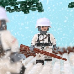 WW2 Winter German Rifleman Minifigure