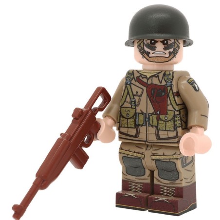 WW2 U.S. Paratrooper Officer WW2 U.S. Paratrooper Officer